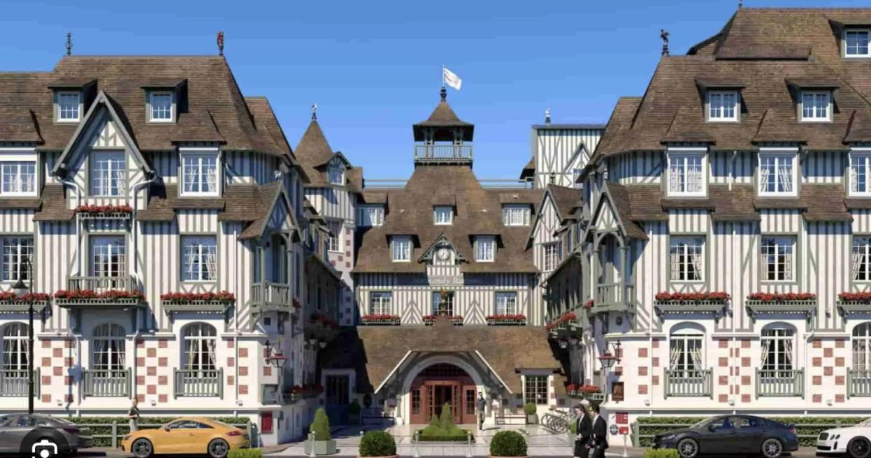 Grand Studio Hyper Centre Avec Balcon Tout Refait Mars 2025 Deauville Kültér fotó