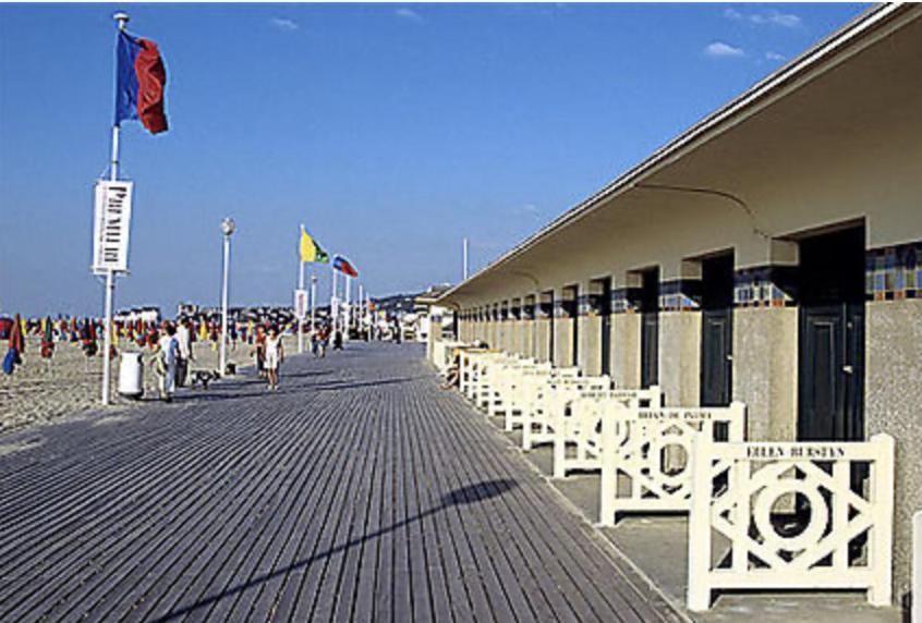 Grand Studio Hyper Centre Avec Balcon Tout Refait Mars 2025 Deauville Kültér fotó